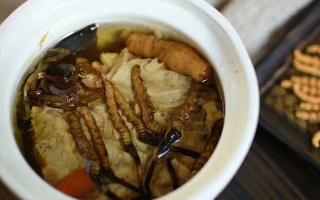 鴨子冬蟲夏草怎么煲湯好？掌握 3 個關(guān)鍵，燉出鮮醇滋補靚湯